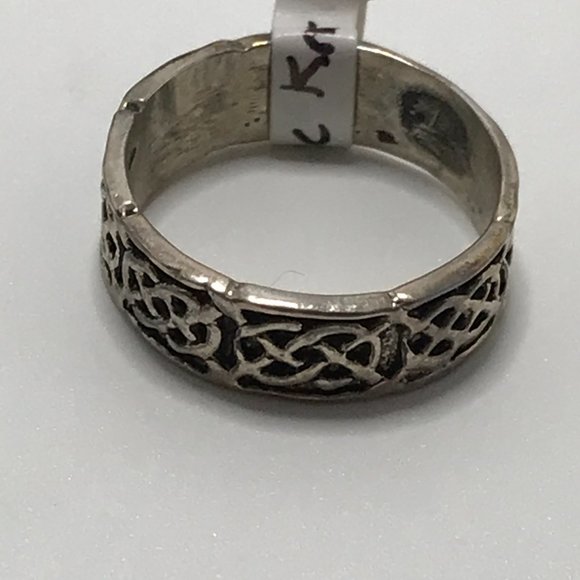 Sterling Silver Celtic Knot Ring, Size 9 1/2 - Picture 3 of 7